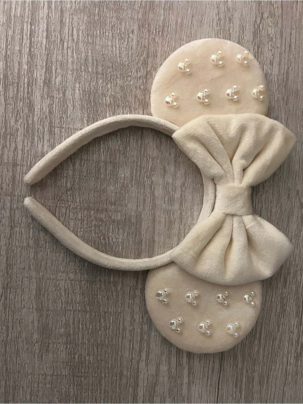 Pearl-Embellished Velvet bridal Minnie Ear Headband - Cream